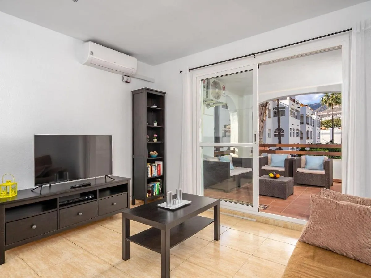 Apartment Los Nadales By Interhome 贝纳尔马德纳