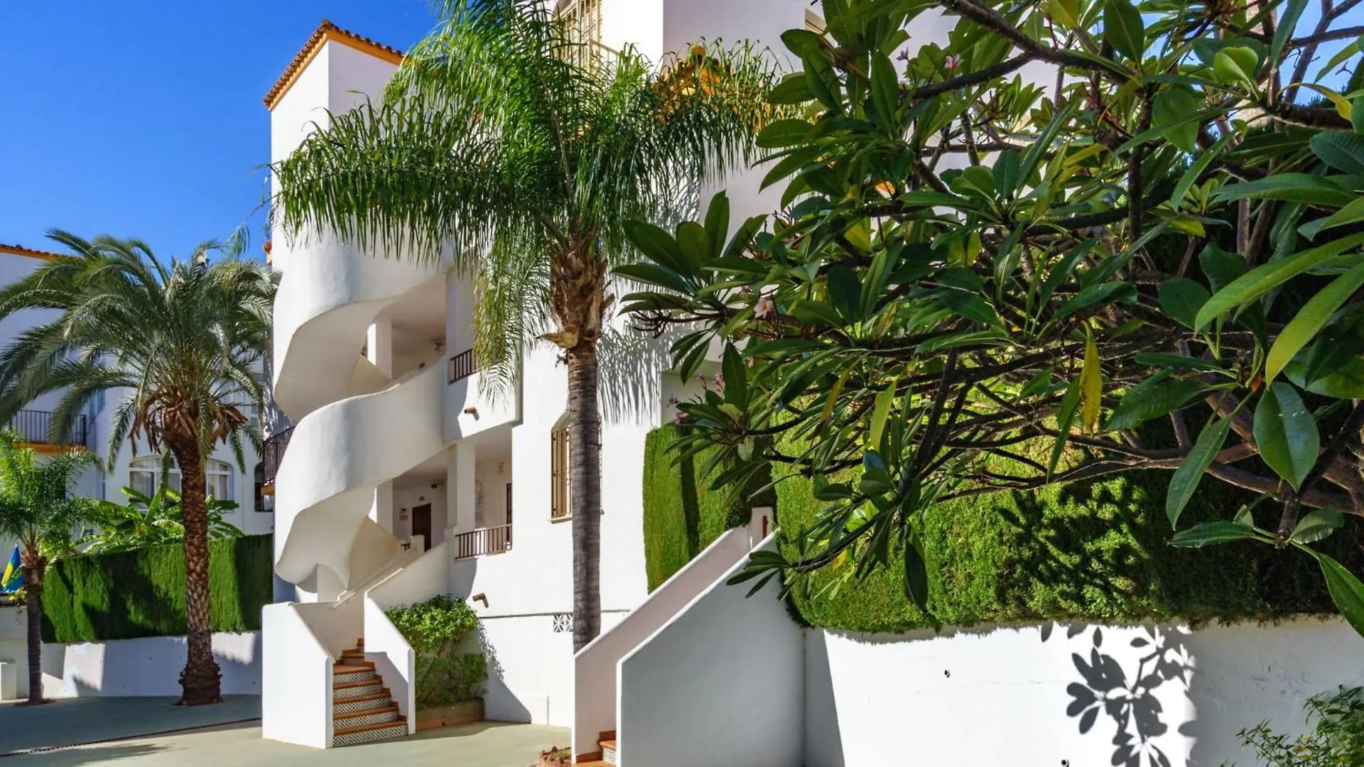 Apartment Los Nadales By Interhome 贝纳尔马德纳 西班牙