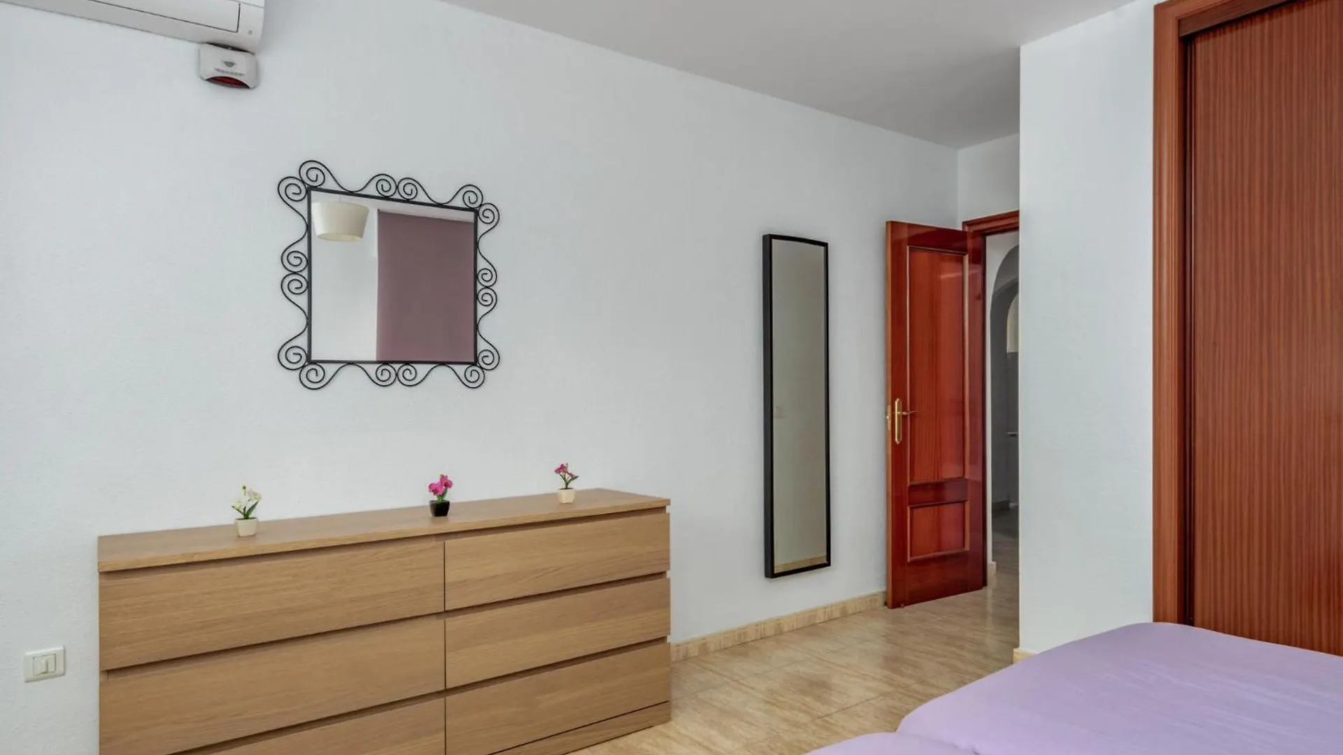 Apartment Los Nadales By Interhome بينالماذينا